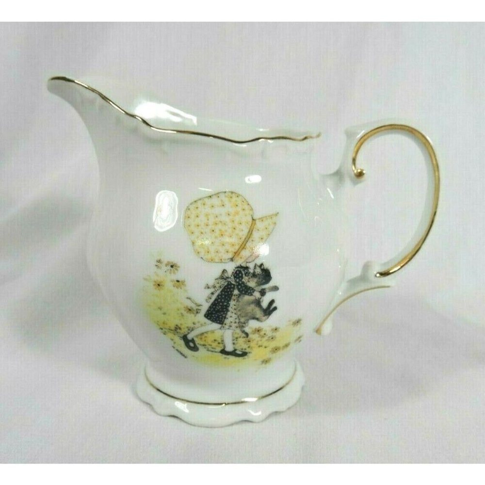 Vintage Holly Hobbie Creamer 1973 "Happiness is having someone to care for"
